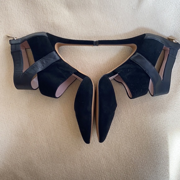 Vince Camuto Pumps - Picture 3 of 9